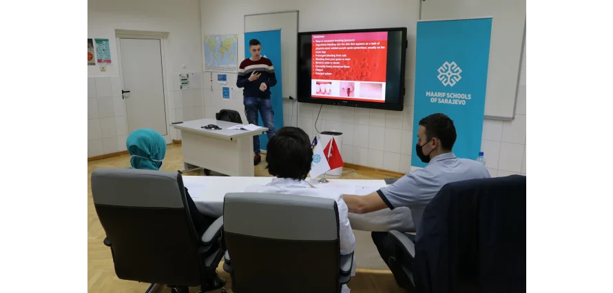 Our first graduates defended successfully their graduation theses!